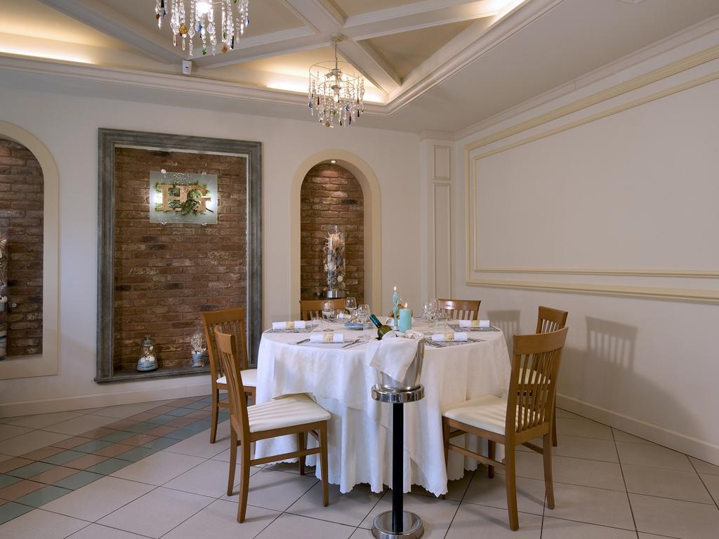 Hotel I Ginepri มาริน่า เด กาสตาเนโก การ์ดูชี ภายนอก รูปภาพ